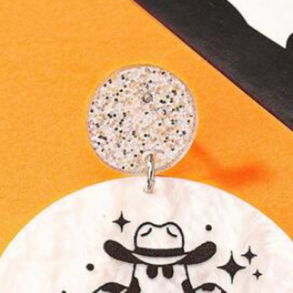 Boo Haw Ghost Earrings - Picture 2 of 3